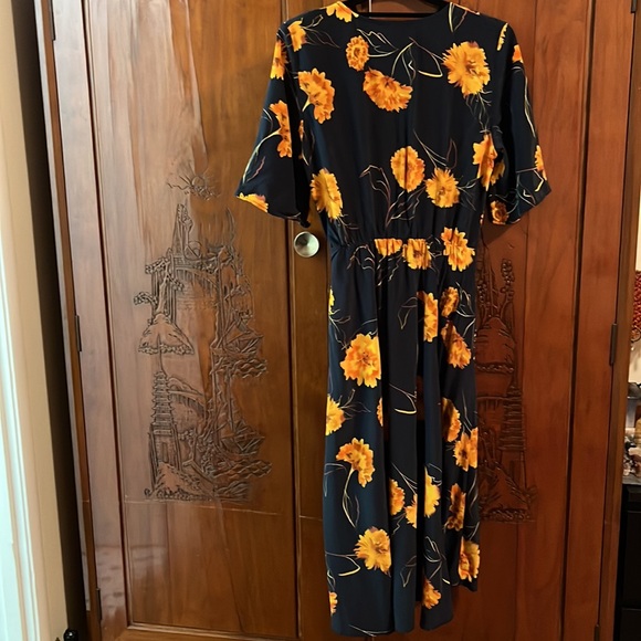 Amour Vert silk Joselle marigold dress M - Picture 10 of 11